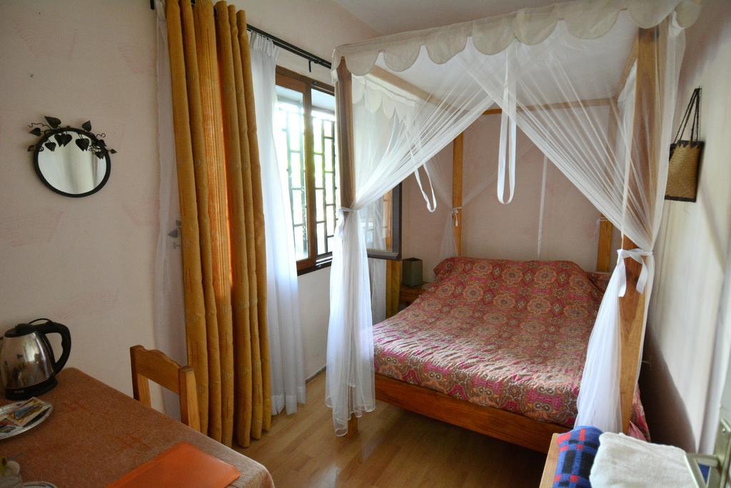 אנטננריבו Hotel Chez Jeanne מראה חיצוני תמונה