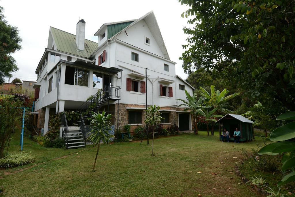 אנטננריבו Hotel Chez Jeanne מראה חיצוני תמונה